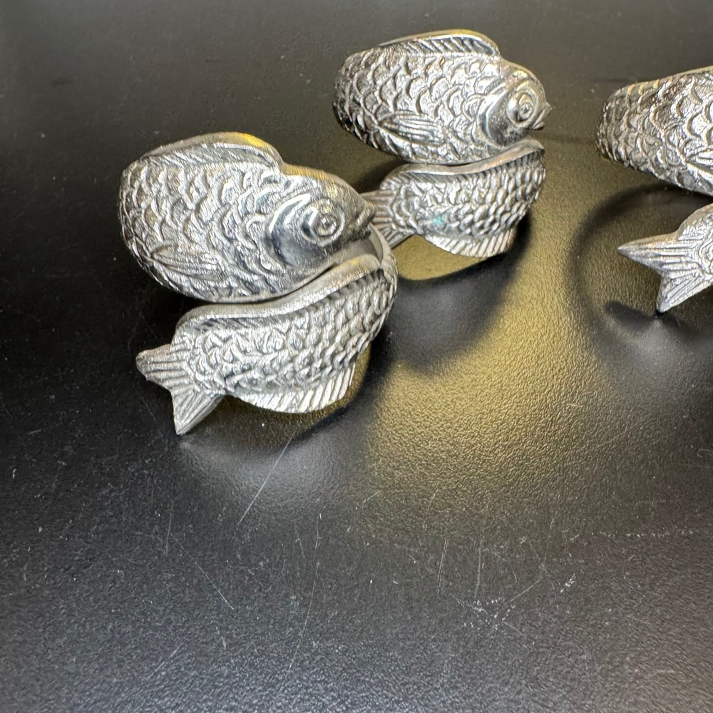 Fish Napkin Rings Set of 4 Silver Coastal Nautical Table Decor I-4